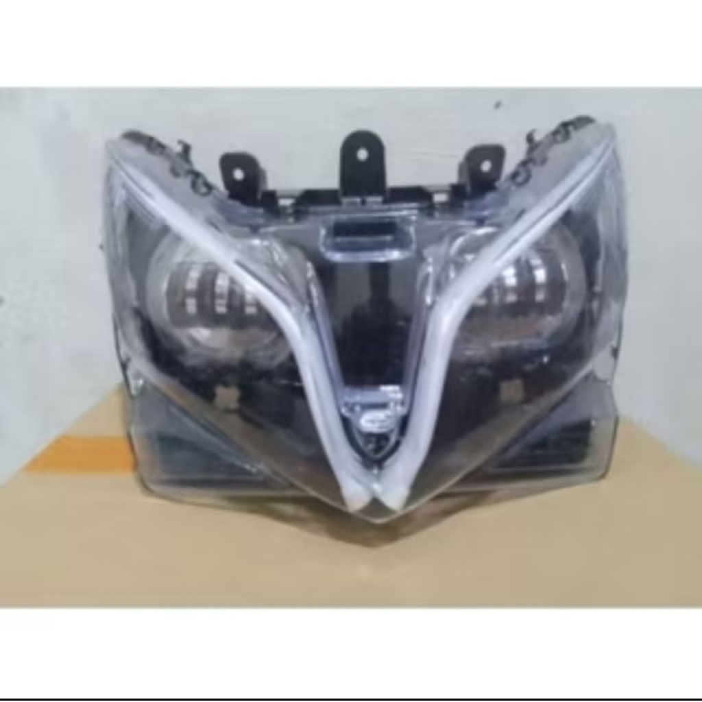 Kedok Reflektor Batok Kepala Lampu Depan Vario 125 Old KZR Custom Lampu Tembak Biled 4 Mata Terang