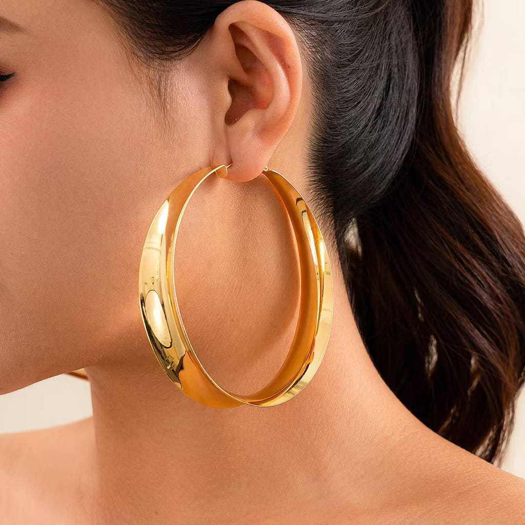 Anting Bulat Besar 8cm Model Lebar Anting Lingkaran Besar Perhiasan Wanita Anting Besar AT1158