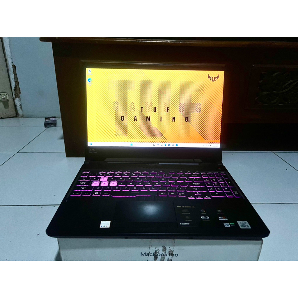 ASUS TUF GAMING F15 FX506LHB Core i5 1030H 2.55GHz 8GB 512gbBekas Berkualitas