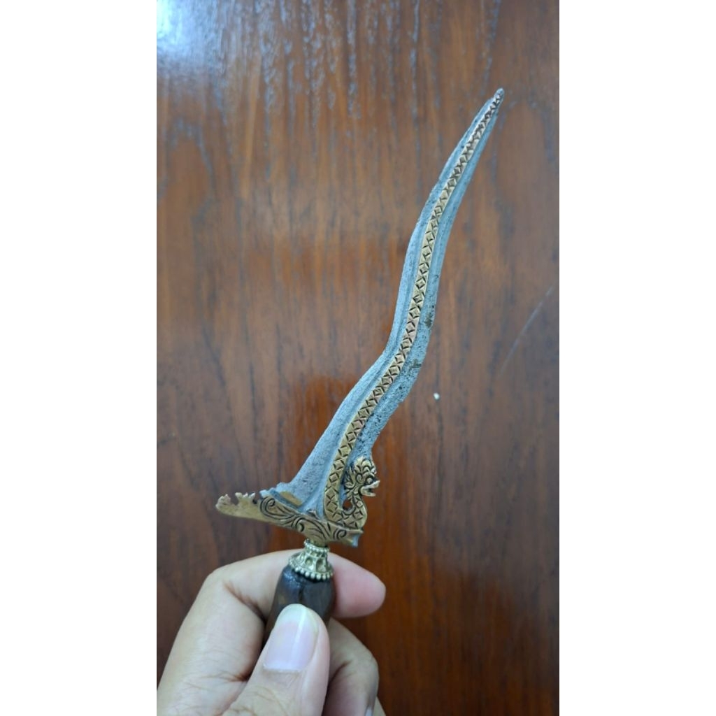 Keris Nogo rojo jangkung sepuh