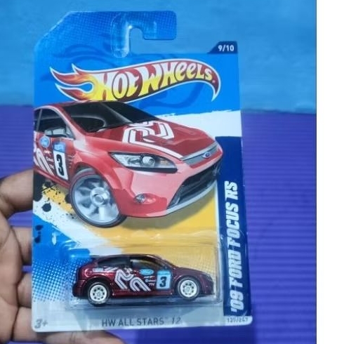 Hot wheels Super Treasure Hunt Ford Focus RS merah red ban karet