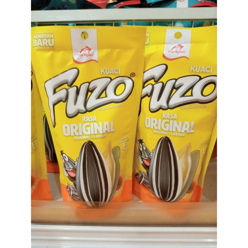Kuaci Fuzo 140 gram Biji Bunga Matahari Dua Kelinci rasa Original dan Susu Milk