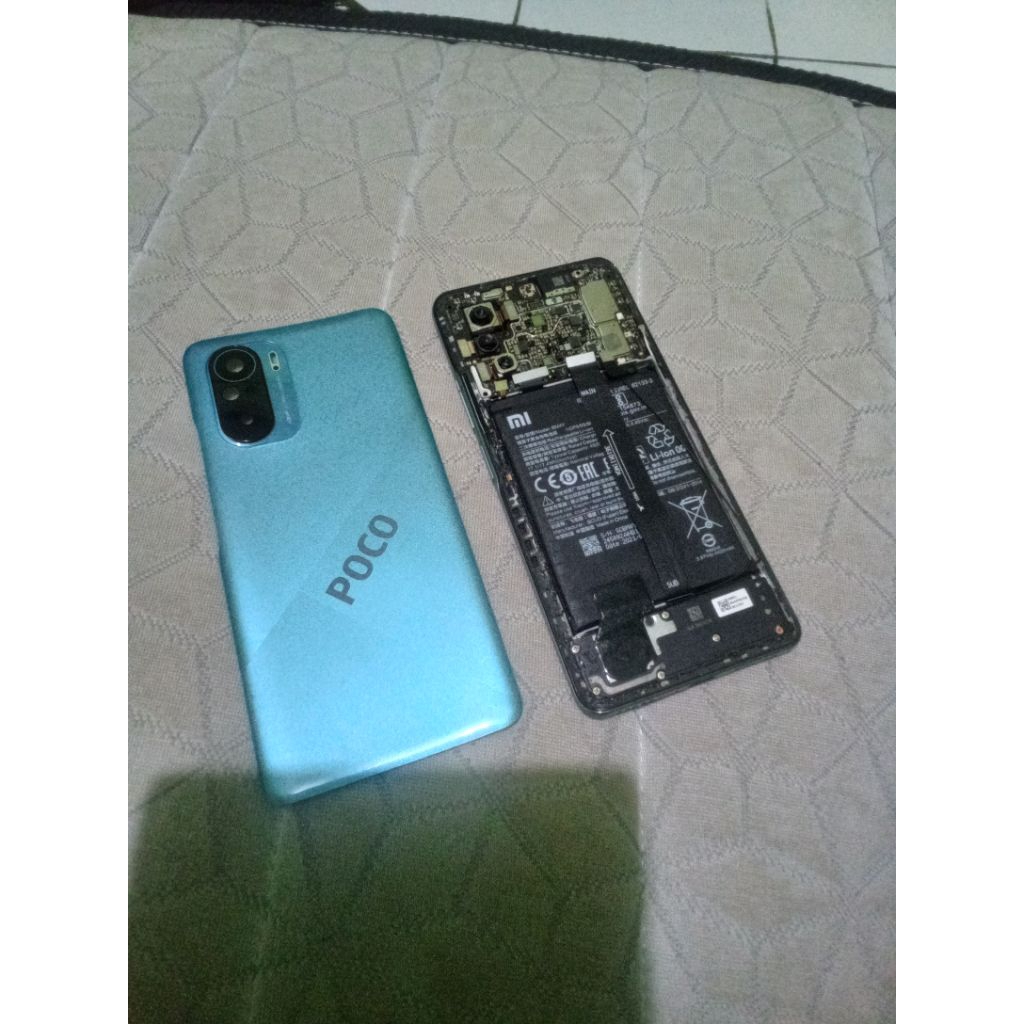 HP  Poco F3 Mesin Matot part lain ada