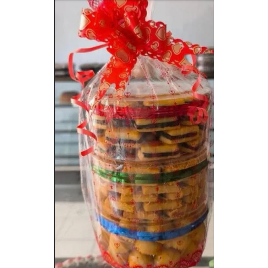 kue kering lebaran natal 1 box isi 6 toples rasa berbeda.