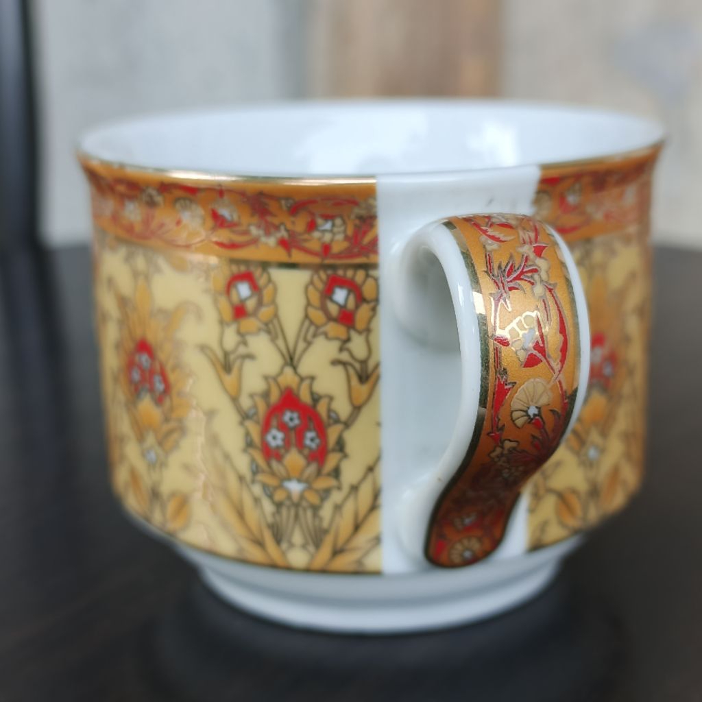 Cangkir keramik jadul Bistro 2006