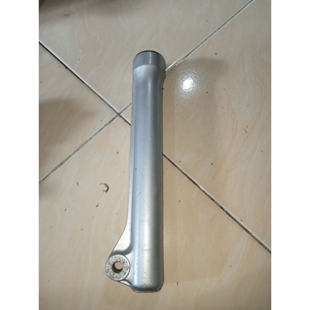 Tabung Bottom Shock depan Kiri Yamaha Jupiter Z Vega ZR Vega R new ori