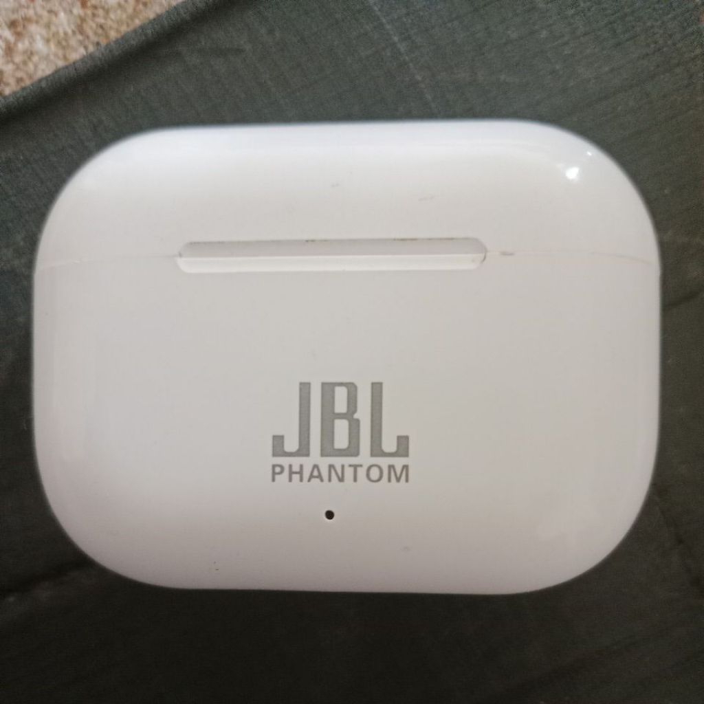 JBL PHANTOM HEADSEAT BLUETOOTH