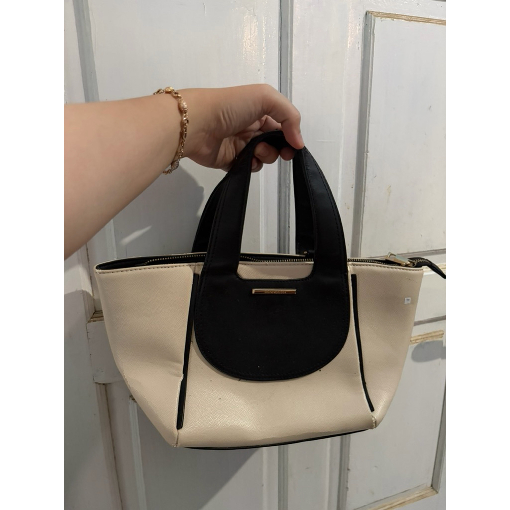 (PRELOVED) Marie Claire Bag