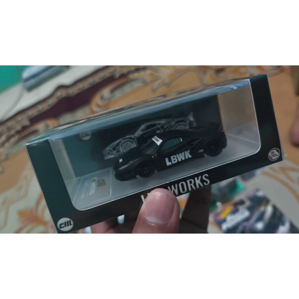 CM model Ferrari 488 lbwk hitam