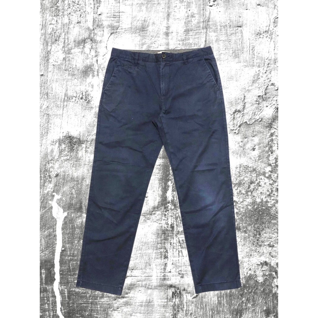 Chinos pants giordano model reguler second preloved