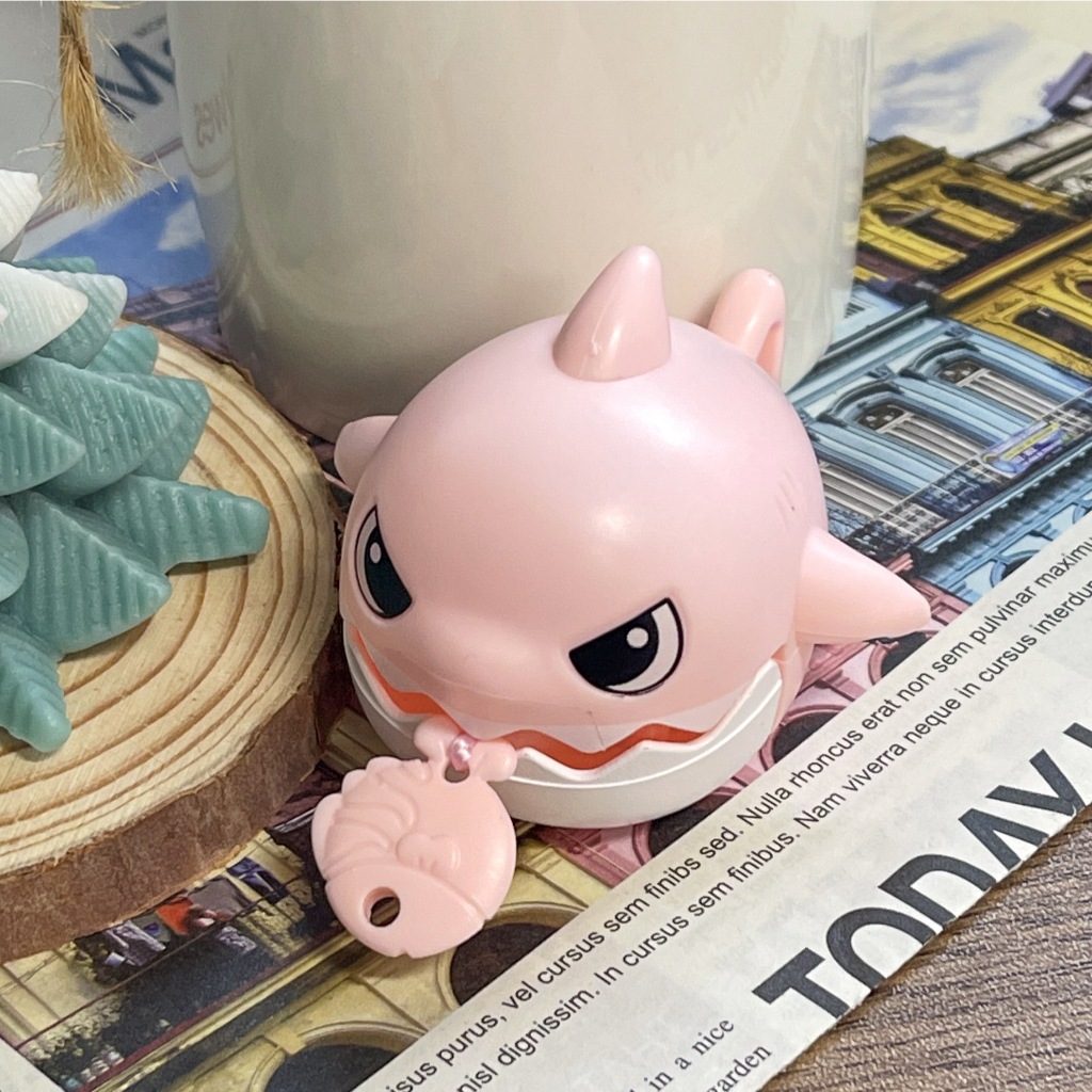 WollyThings - Mainan Gantungan Kepiting Capit dan Hiu Gerak Anti Hilang Bisa Tarik Sendiri  Viral