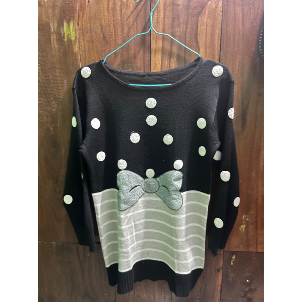 [PRELOVED] Sweater Rajut Wanita Hitam Polkadot Putih Pita Besar | Korean Look / Girly Style