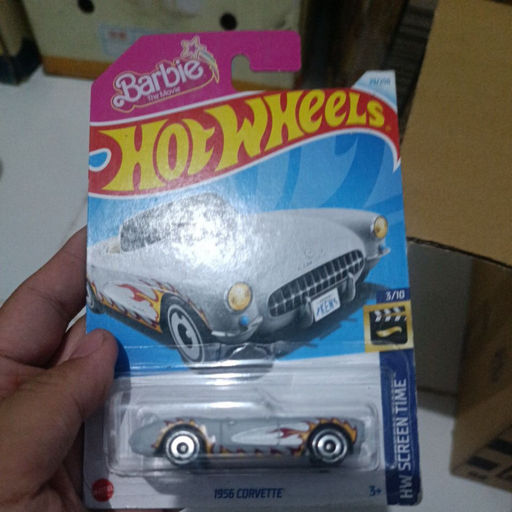 Hotwheels barbie 1956 corvette