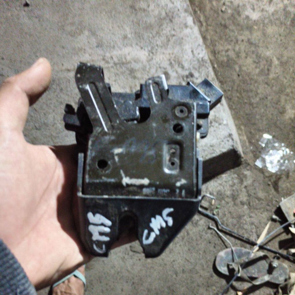 doorlock bagasi accord cm 5 original