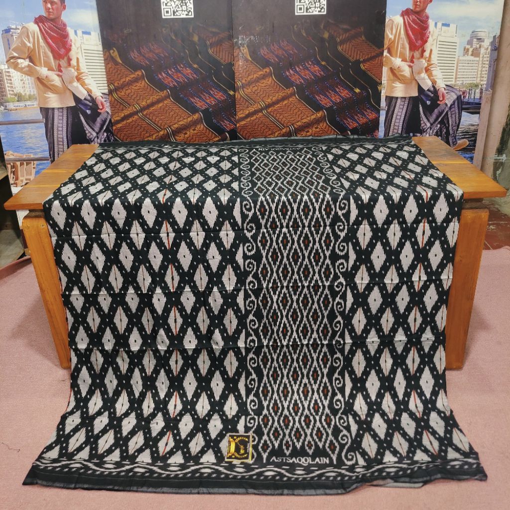 SARUNG PRIA DEWASA HITAM KAWUNG GOYOR SARUNG ASSAQOLAIN