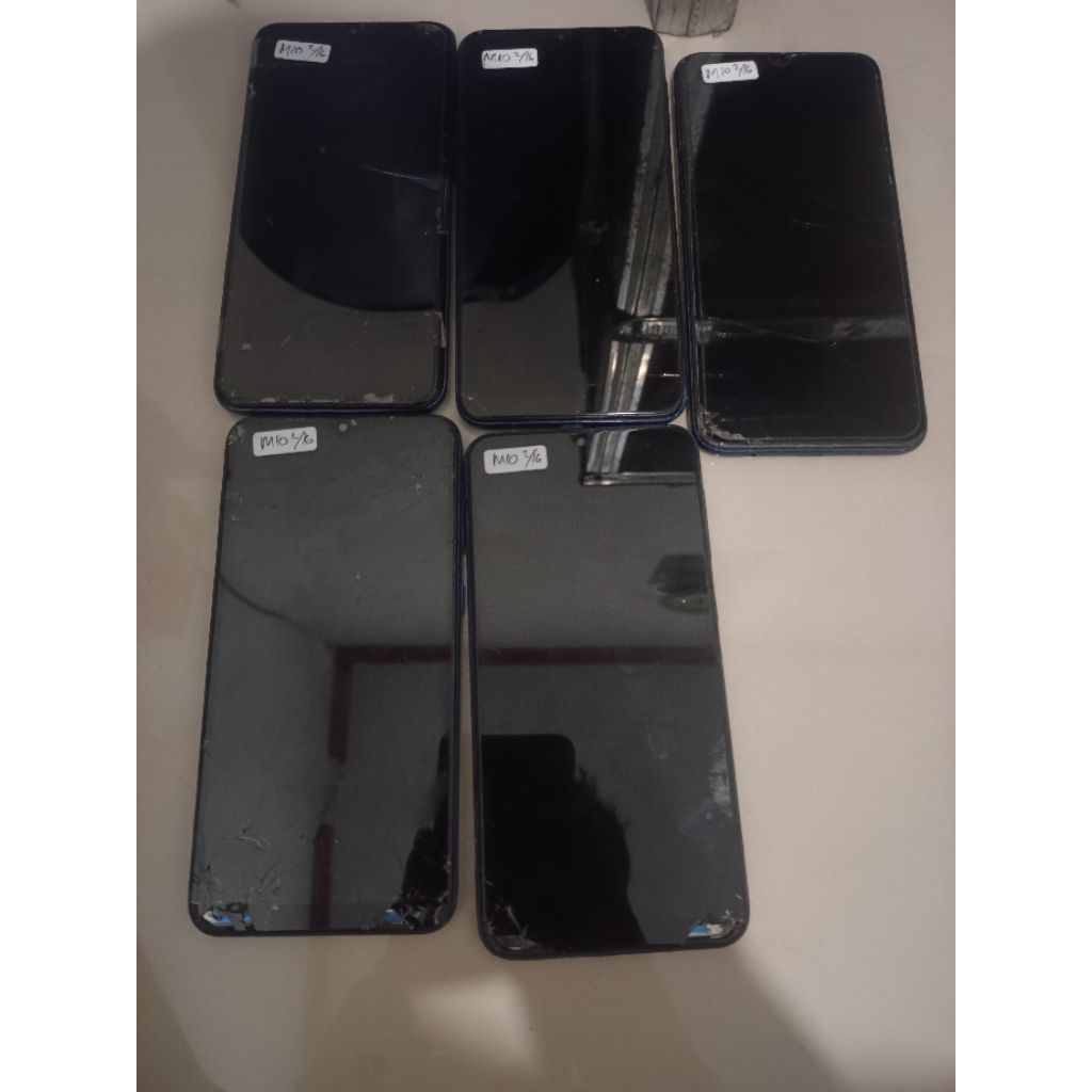 hp Samsung m10 minus Elsidi pola pin ga ada Kelengkapan unit mesin 95% normal terjamin