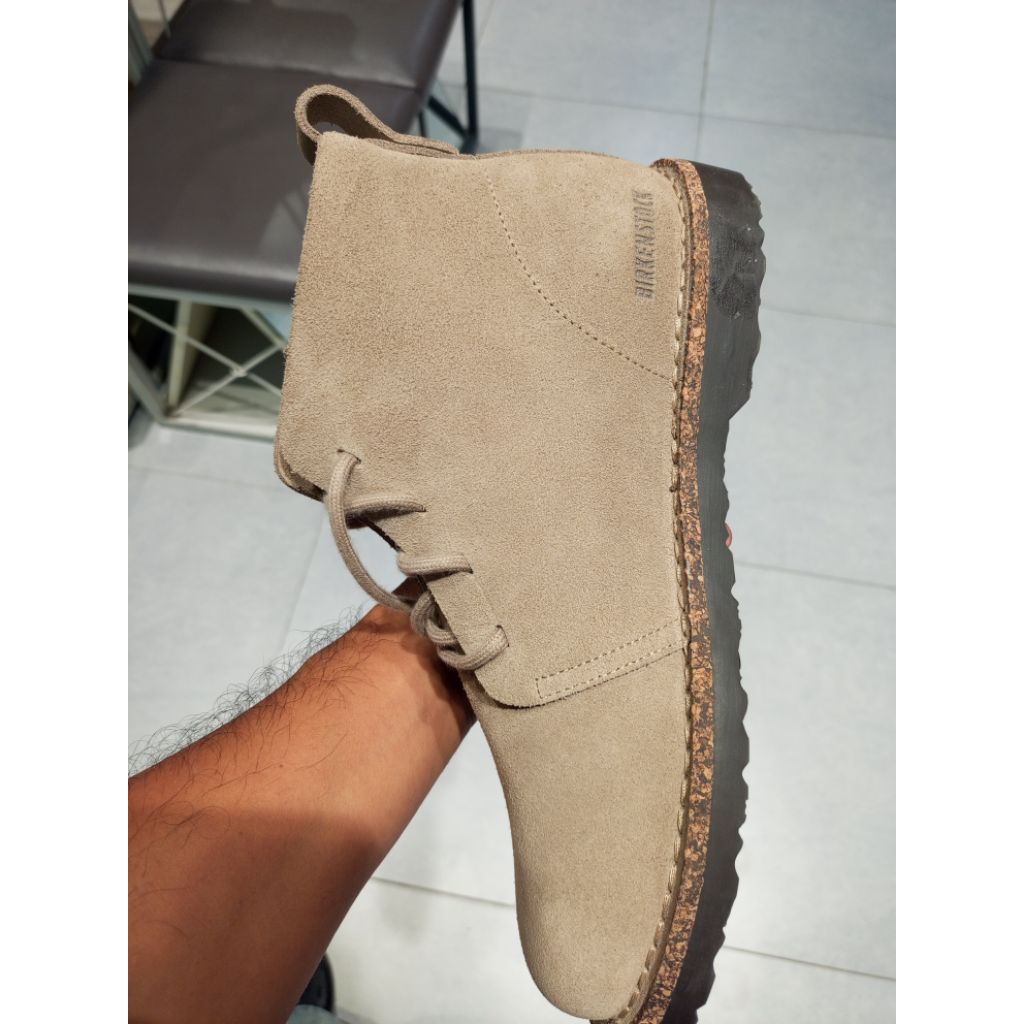 sepatu Birkenstock suede