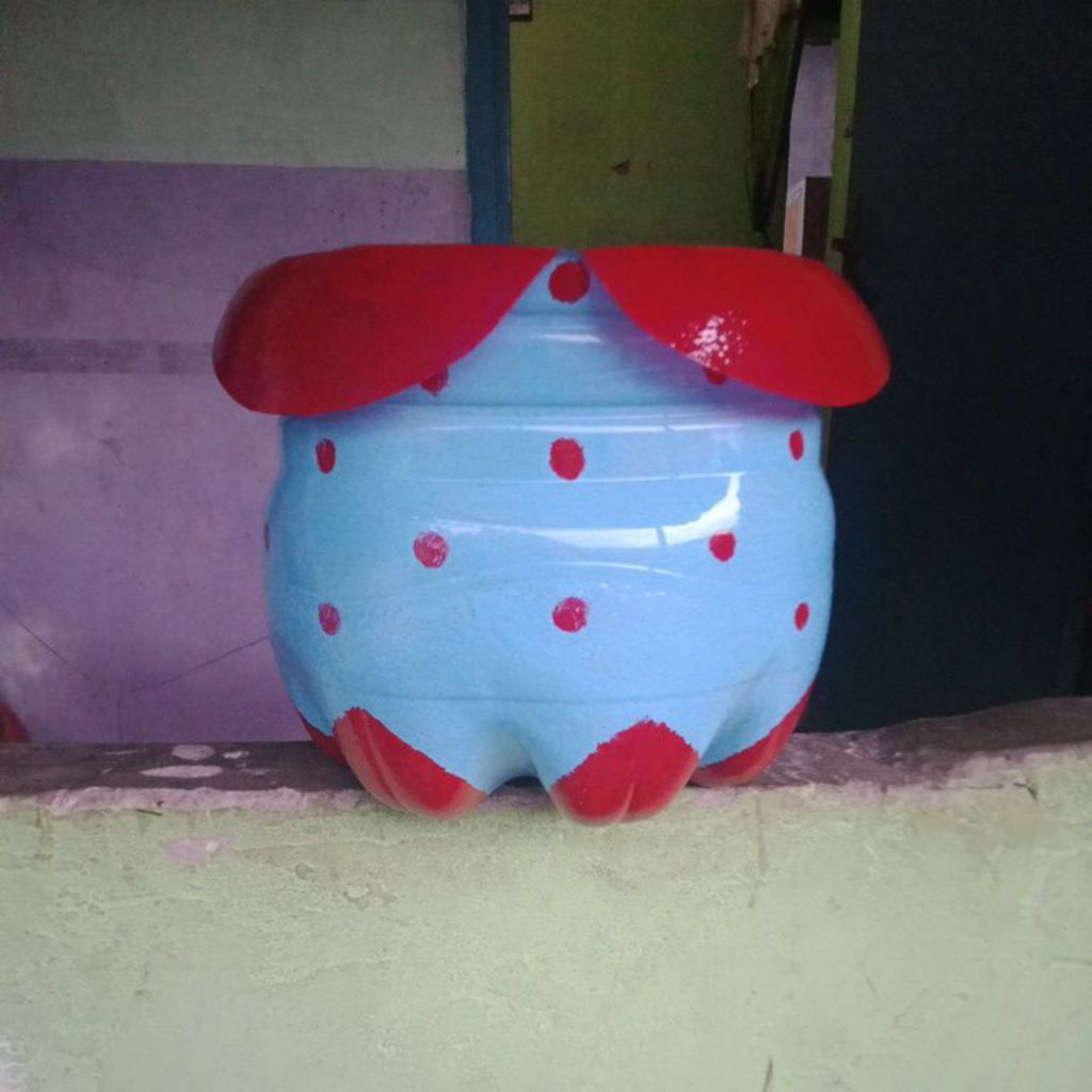 POT BUNGA TANAMAN DARI GALON BEKAS