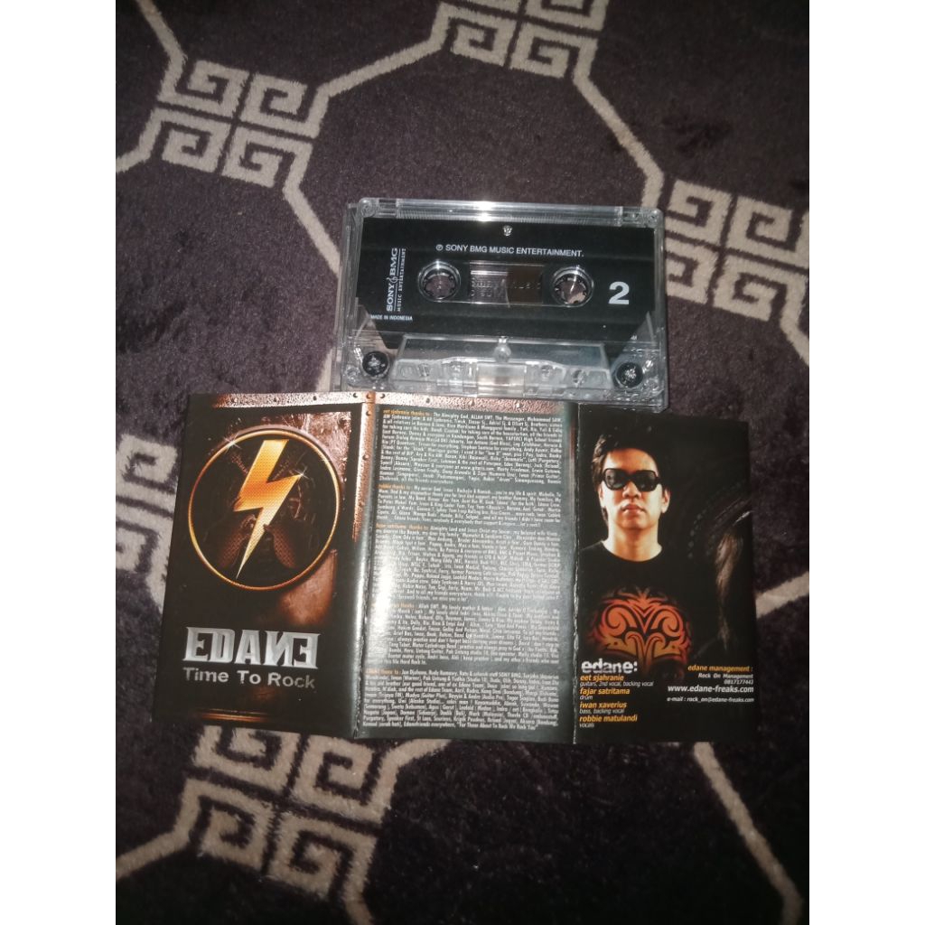kaset pita edane time to rock