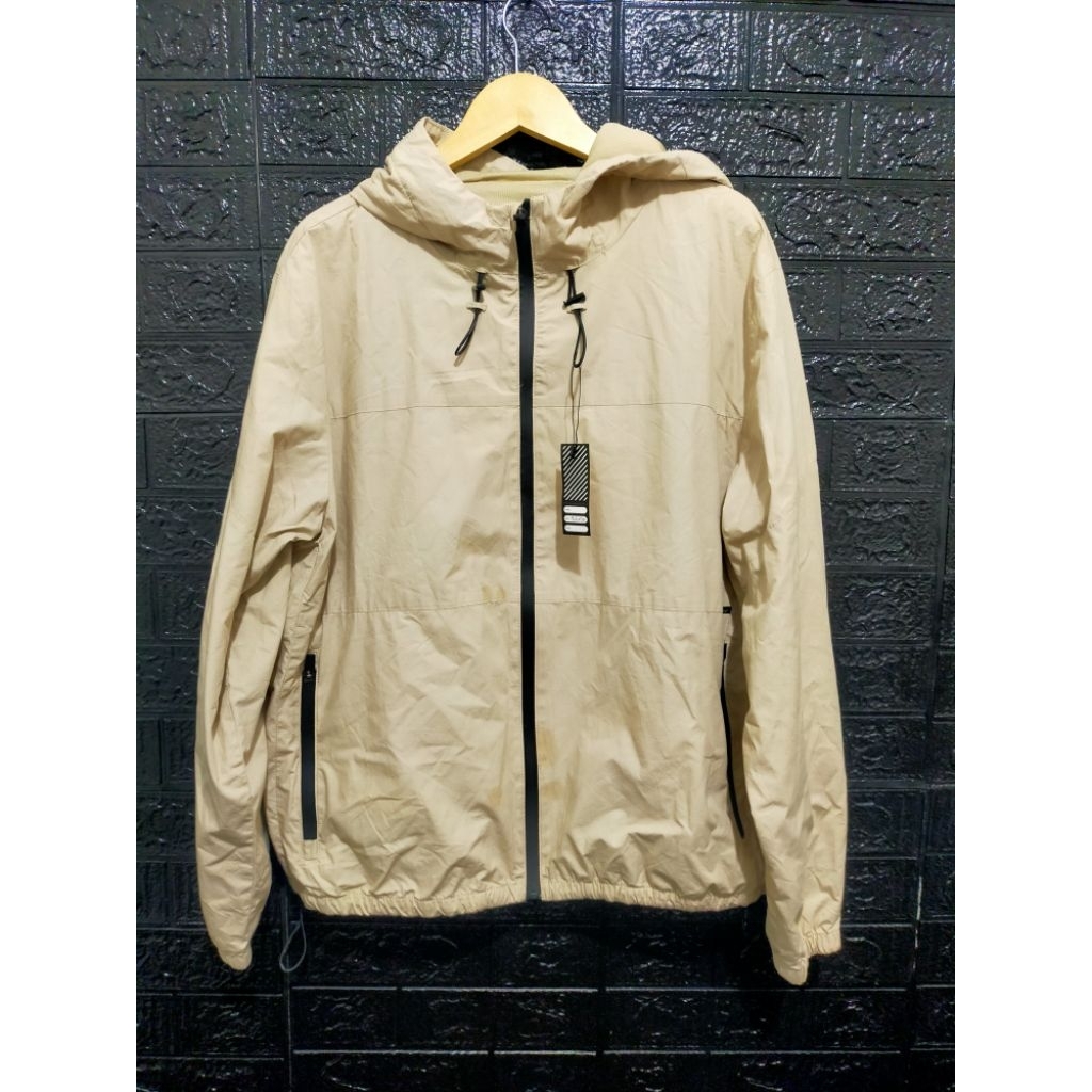 outdoor jacket Zara