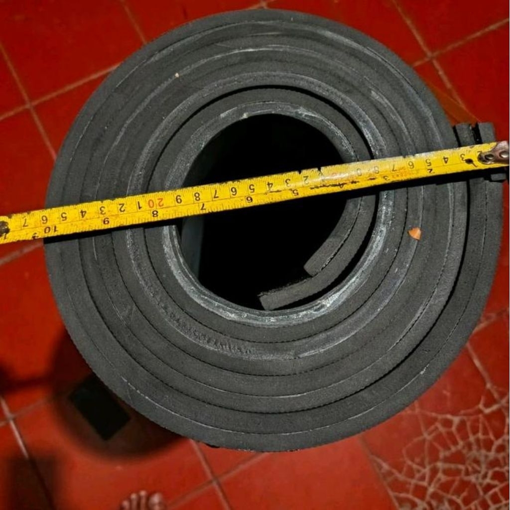 GEBER LONCAT AYAM.MELATIH LONCAT - hitam polos, lingkar 90 x tinggi 70