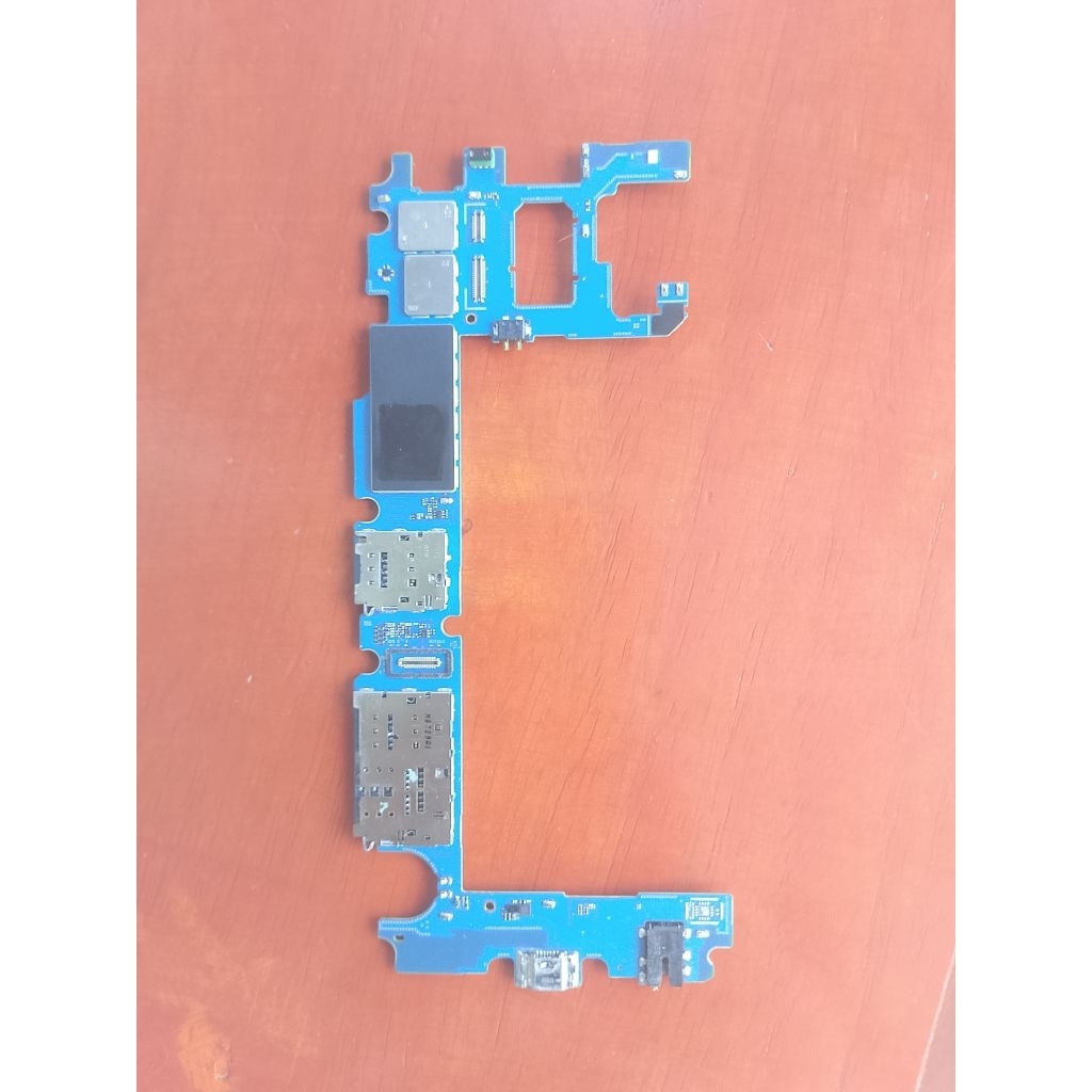 mesin Samsung j 6 plus ram 4/64 gb,hidup normal