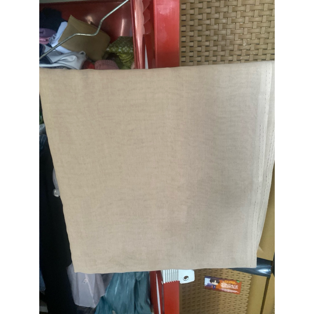 Kerudung paris segi empat polos