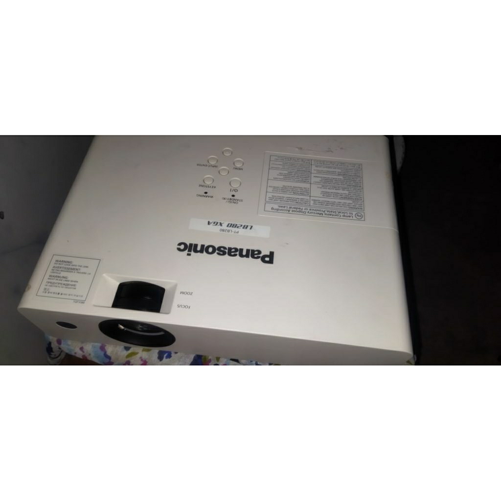 proyektor panasonic pt-lb280 bekas