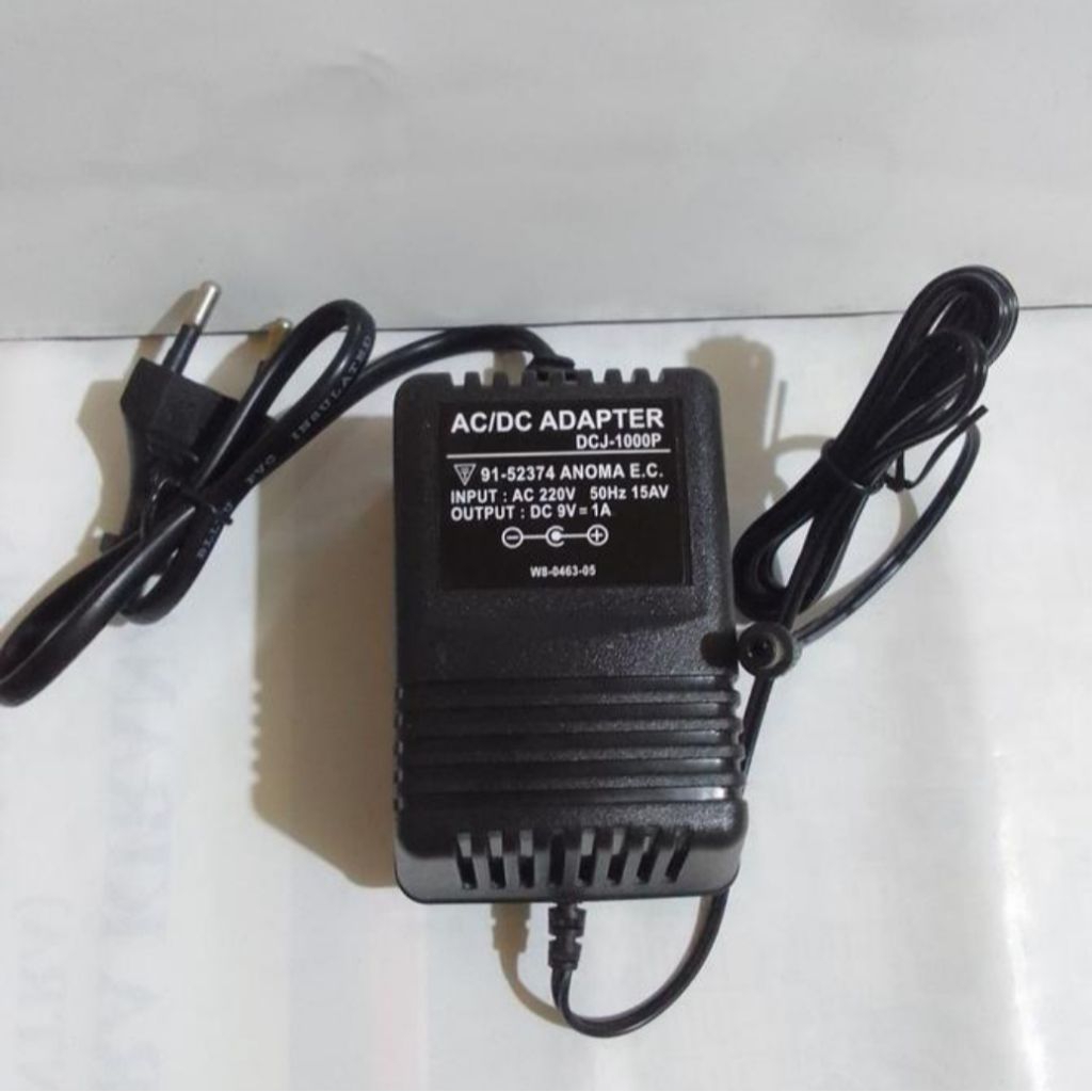Adapter AC/DC 9V 1A Adaptor Trafo 9V 1A