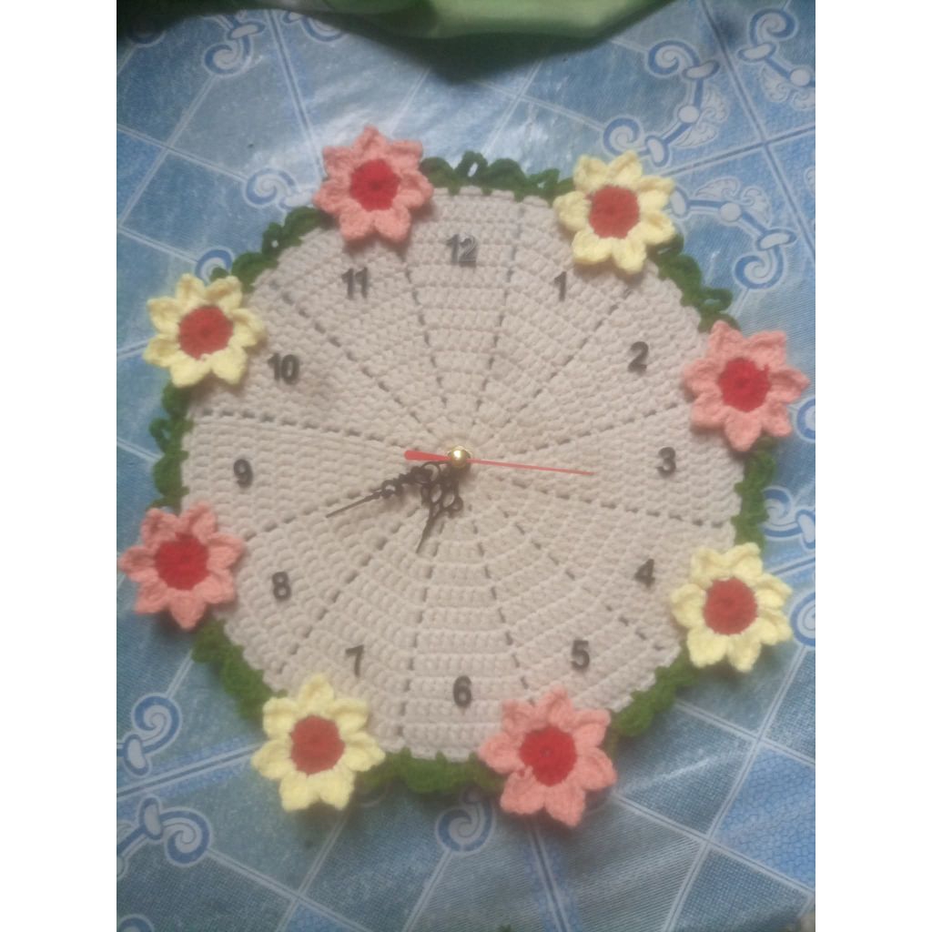 jam dinding rajut/rajutan jam dinding