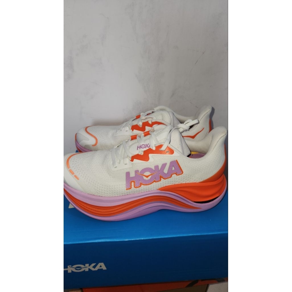 Hoka Skyward X Second