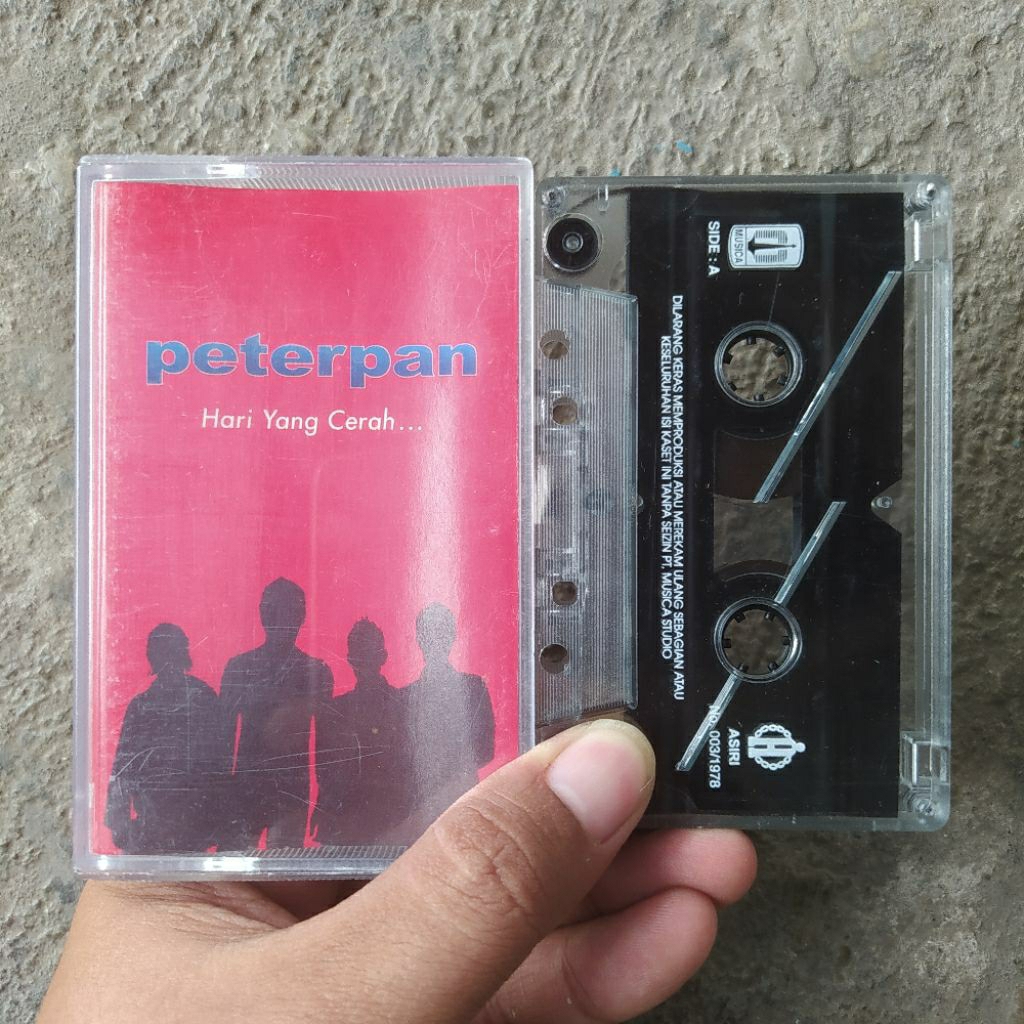 Kaset Pita Peterpan - Hari Yang Cerah . . .