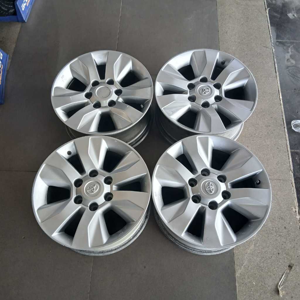 velg mobil second original hilux ring 17 baut 6x139