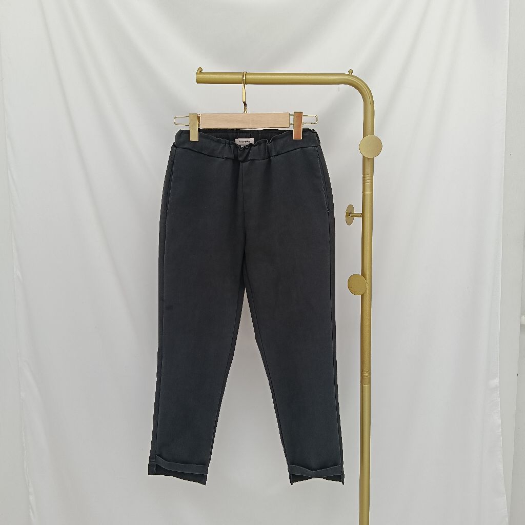 3mongkis black pants