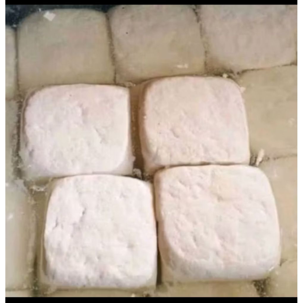 tahu putih kotak/tahu putih biasa per 1 bij