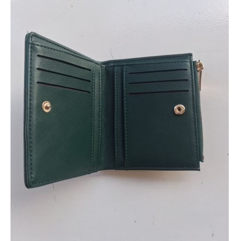 Dompet baellery