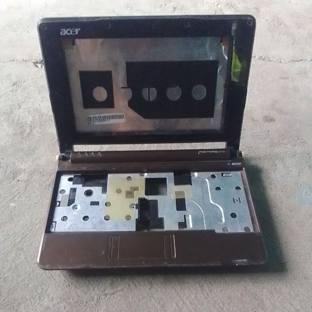 Casing Case Fullset Laptop Acer Aspire One ZG5