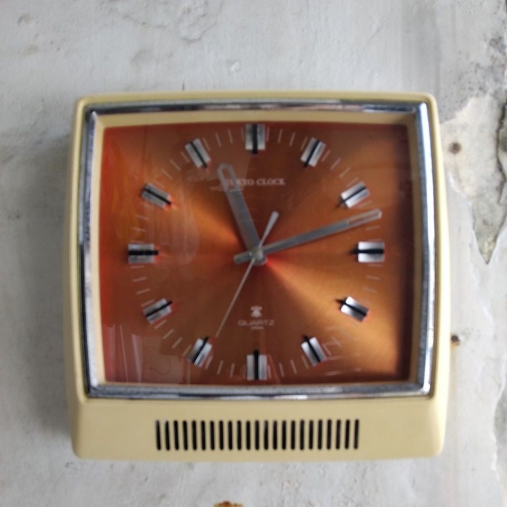 JAM DINDING JADUL TOKYO CLOK JAPAN