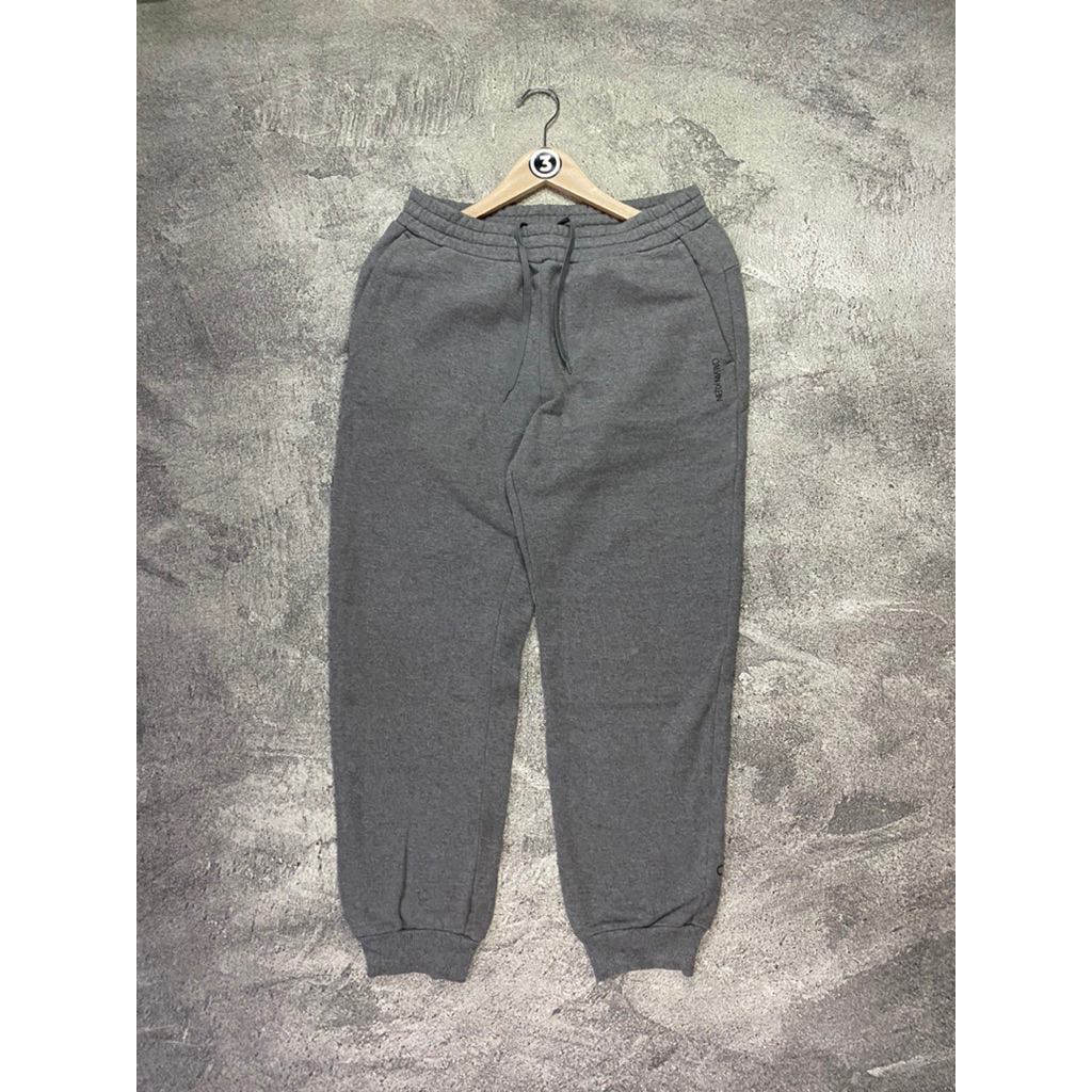 celana joger CALVIN KLEIN second