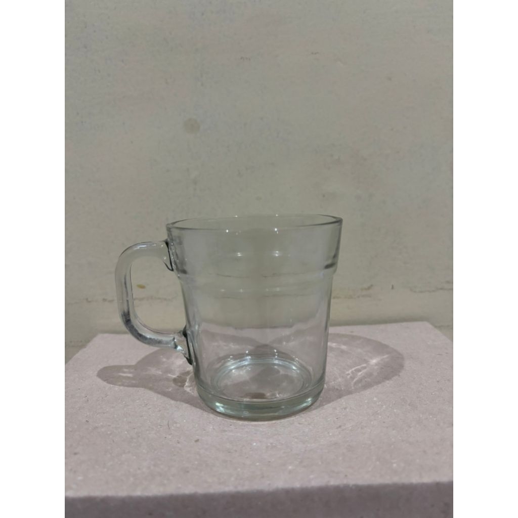 Gelas kaca aesthetic  || gelas kopi cafe