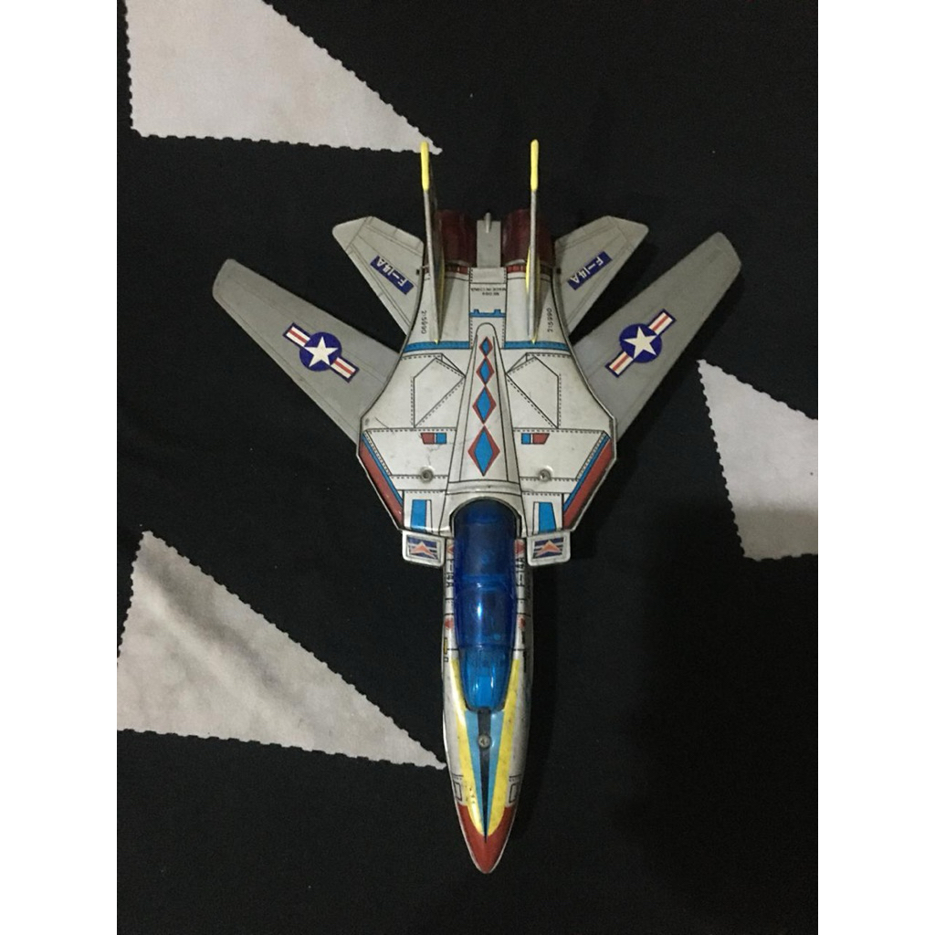Pesawat F 14 Tomcat Vintage Jadul Kondisi baik