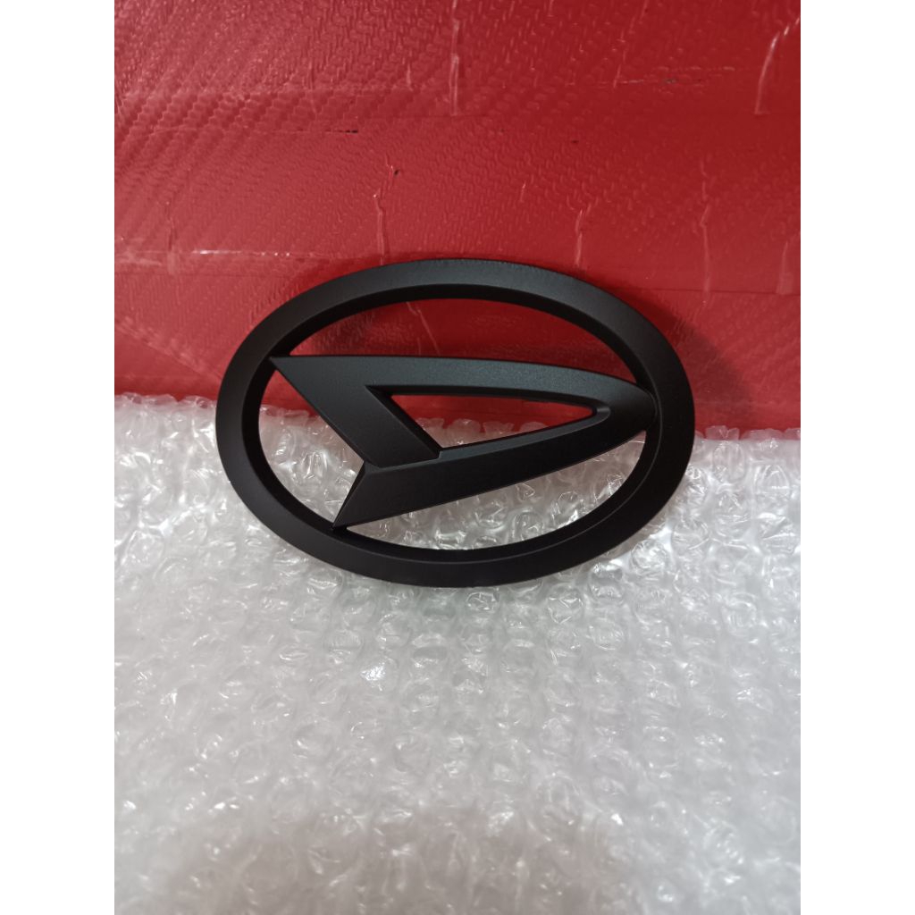 emblem logo daihatsu xenia allnew belakang hitam doff 2014