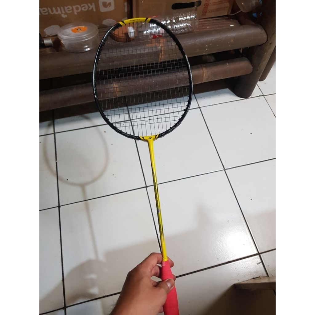 raket badminton yonex nanoflare 1000z 4u6
