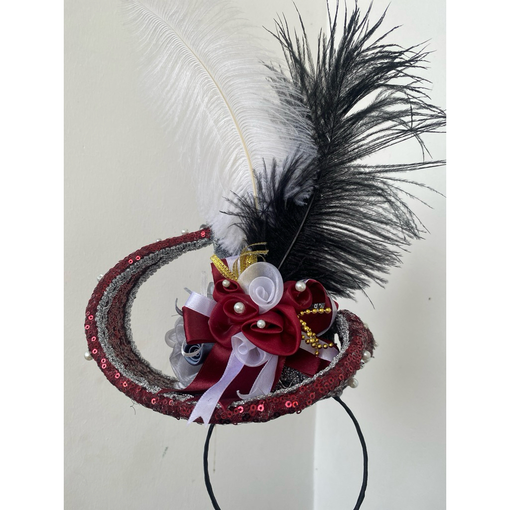 Bulu aksesoris mayoret .Aksesoris kepala .Topi mayoret