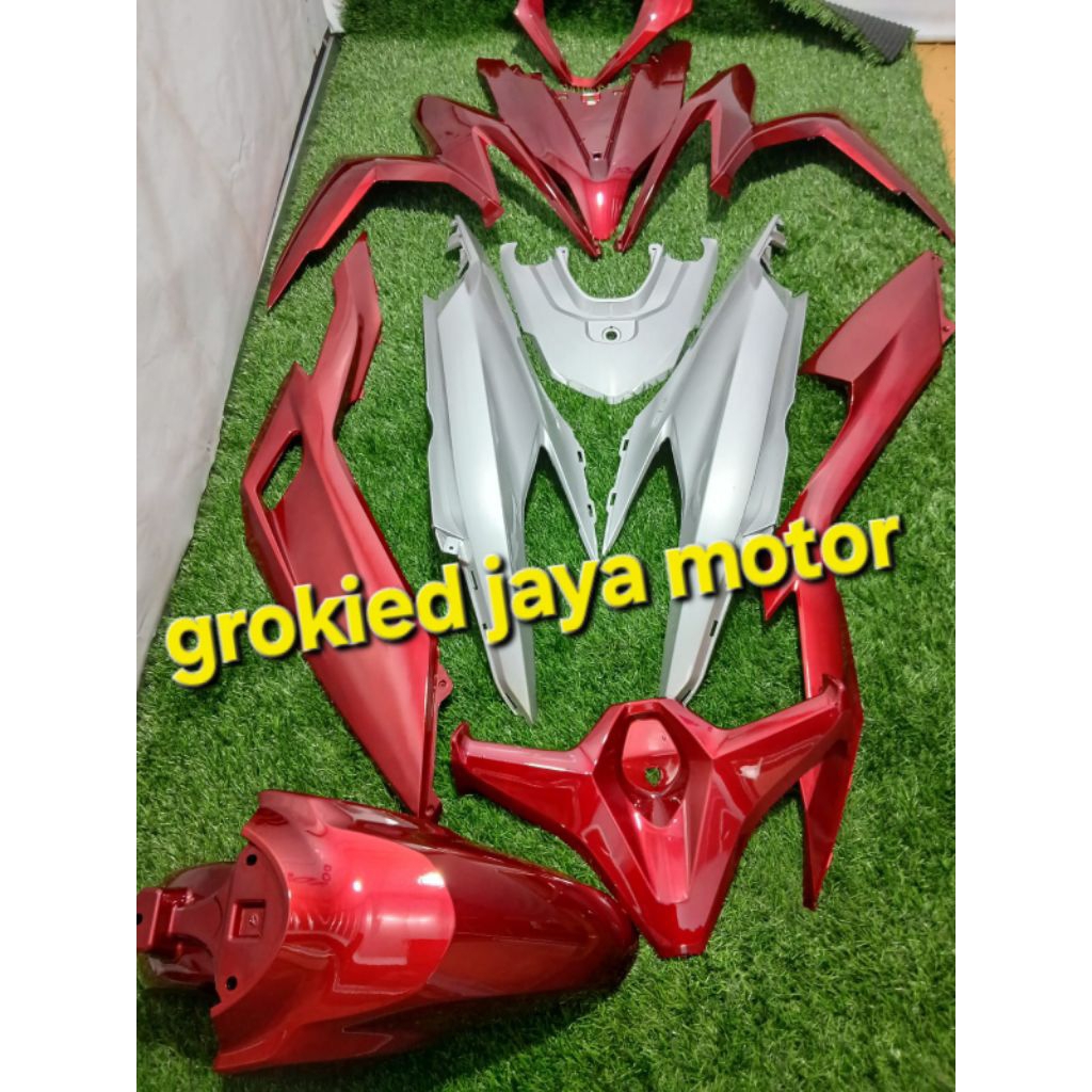 cover full body halus honda vario all new 125 150 gen 1 warna merah candy silver