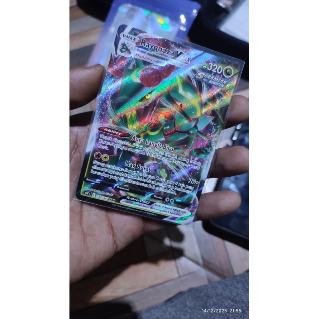 Kartu Pokemon Rayquaza Vmax RR Indo