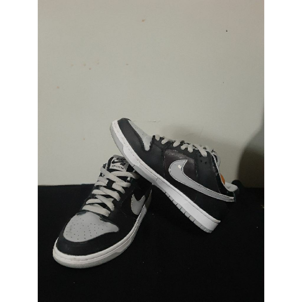 sepatu sneaker Nike SB dunk low size 38 insole 24 cm preloved/seken/second/bekas