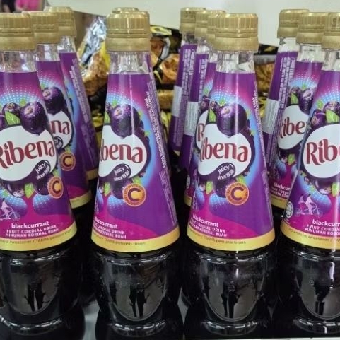 Ribena Minuman Blackcurrant Per Botol 850ml