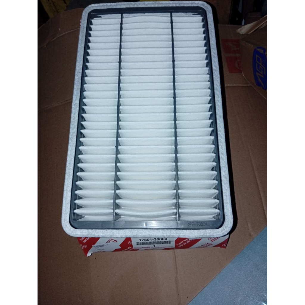 17801-30060 Filter udara Hiace euro