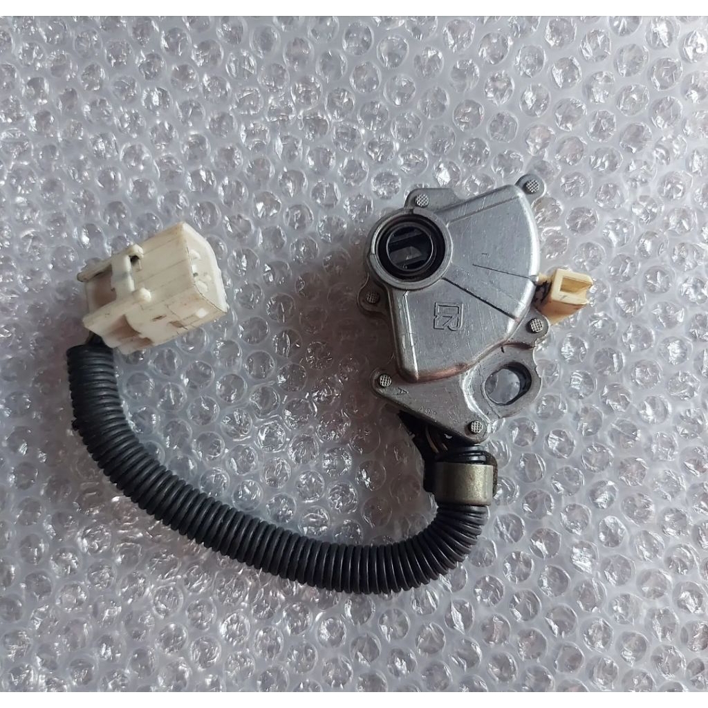 Inhibitor selector matic daihatsu terios